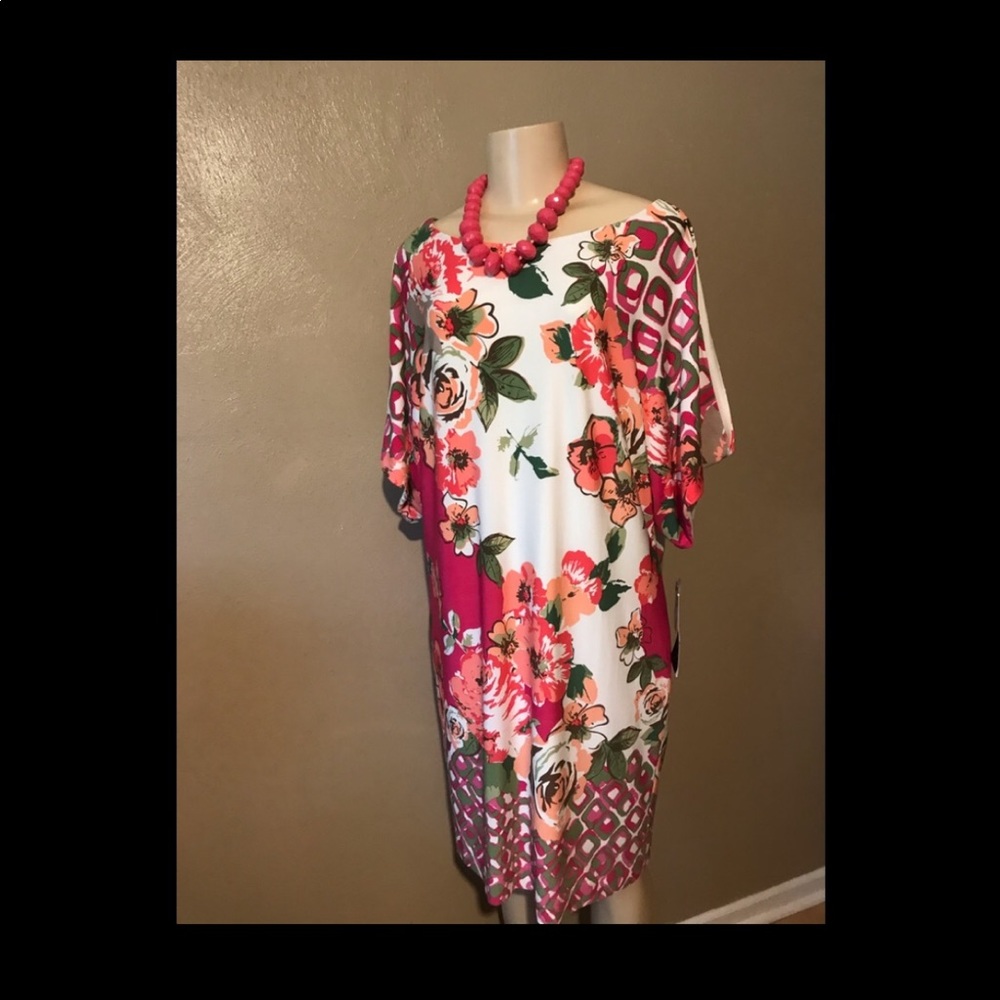 Ignite by Carol Lin pink flowered dress size 14